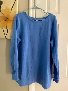 Amazon Essentials Light Blue Crewneck Sweatshirt